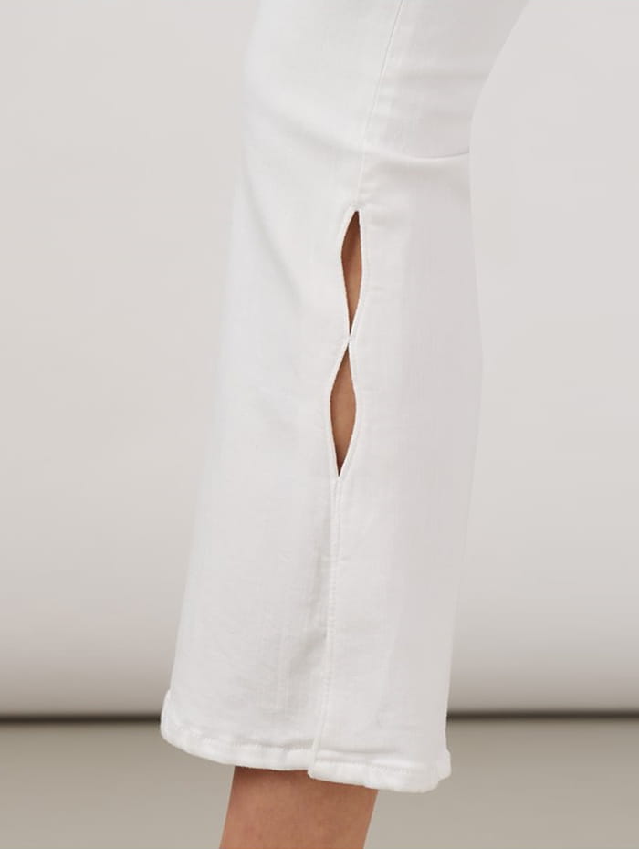 Cropped flared jeans