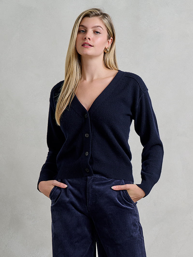 Best Luxury Cashmere Brands at Trilogy