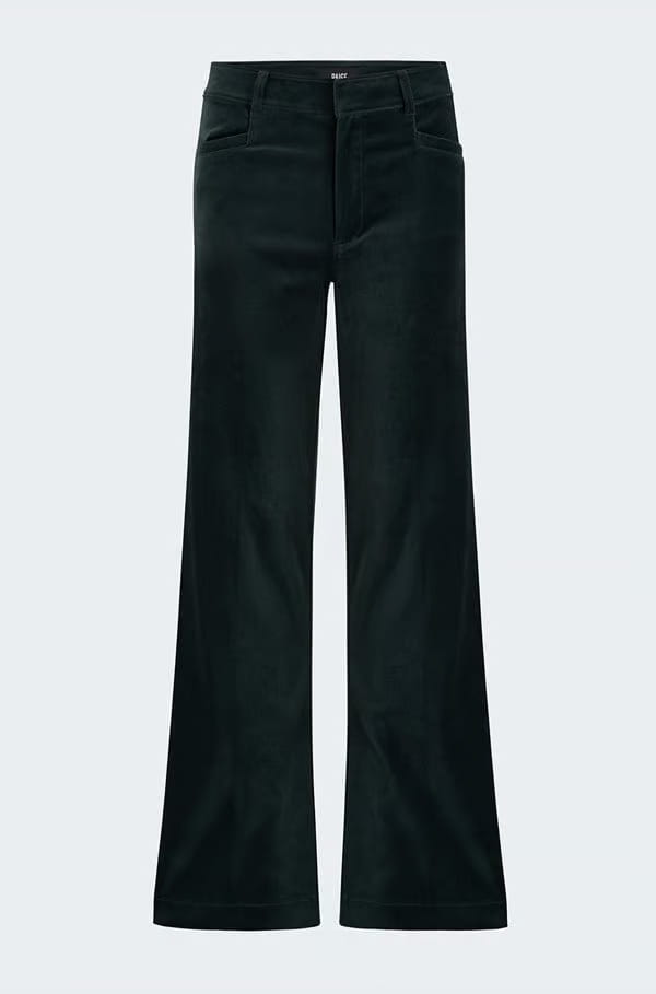 Leenah Clean Front In Dark Spruce Velvet