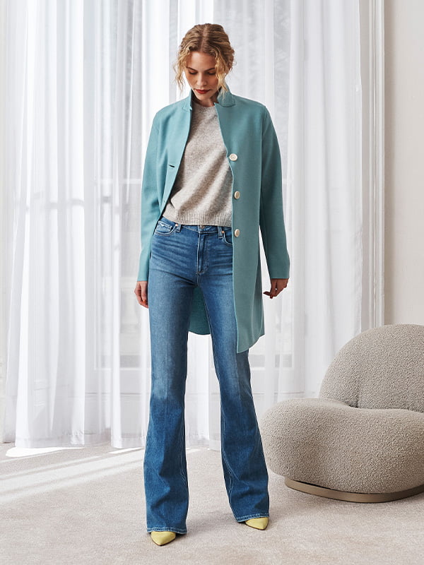 What are bootcut jeans?