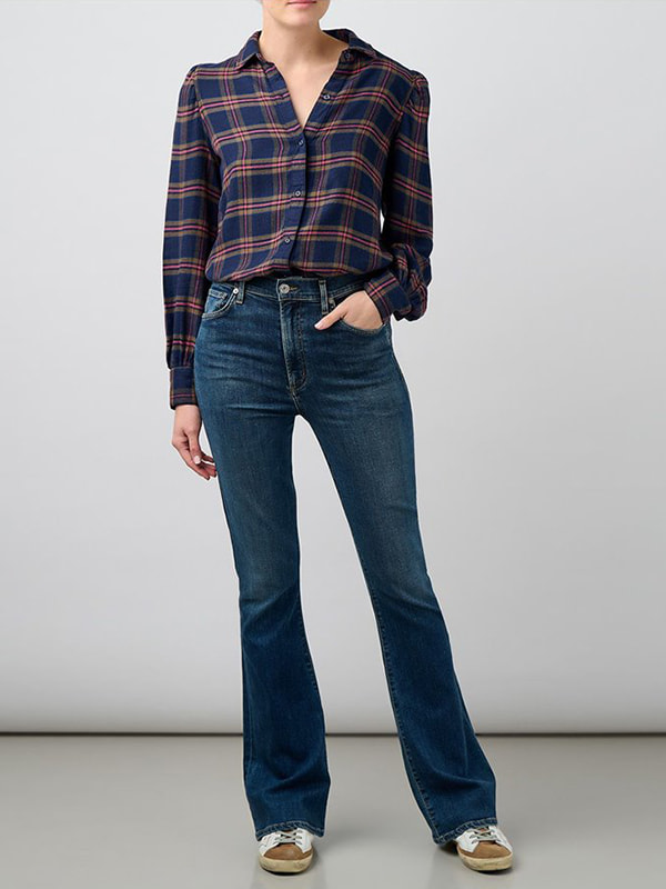 Opt for an overshirt and trainer’s mid-season