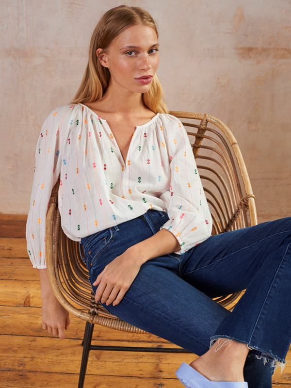 Lighten your look and remove the belt