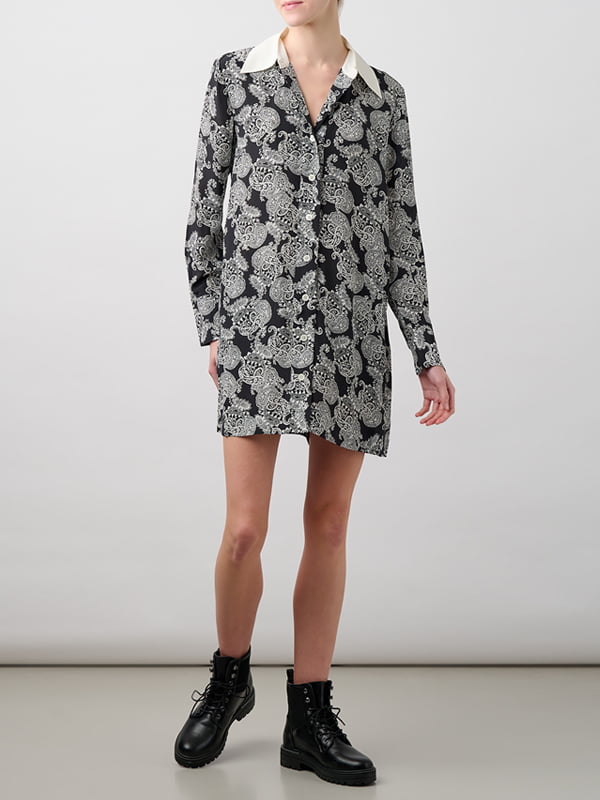 Dress and Boots Outfit Ideas