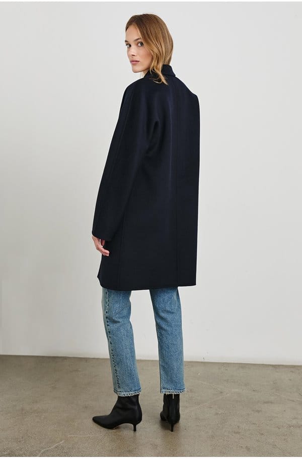 everest coat in navy
