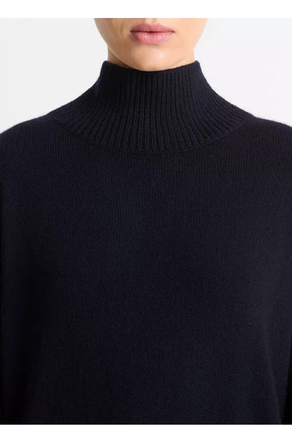 Drop shoulder turtleneck 2025