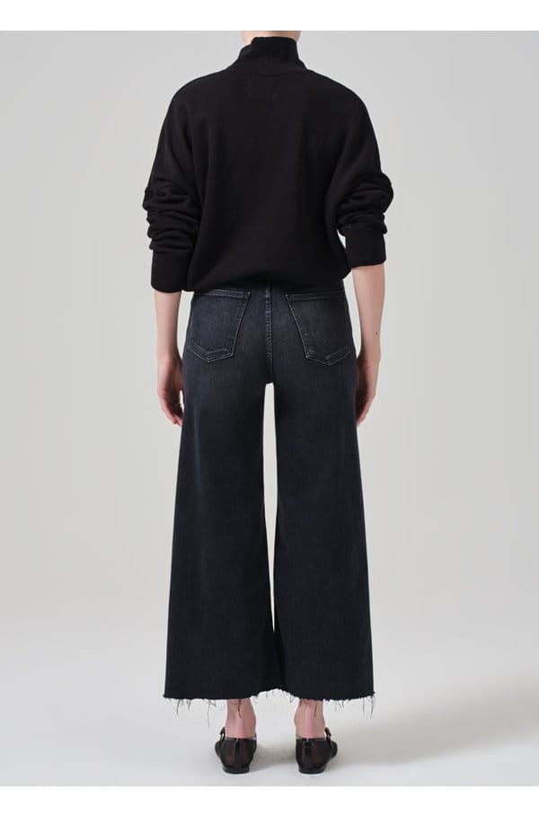 lyra wide leg crop in medallion