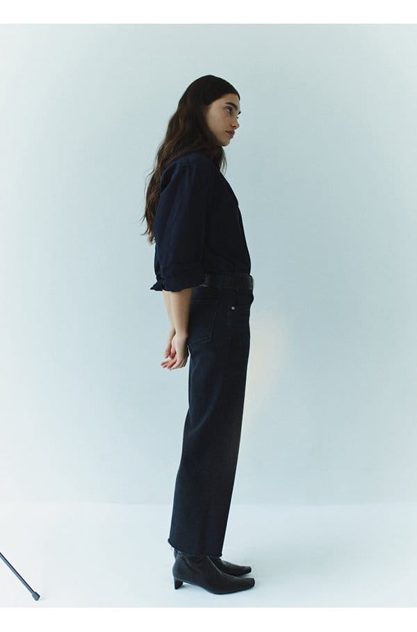 lyra wide leg crop in medallion