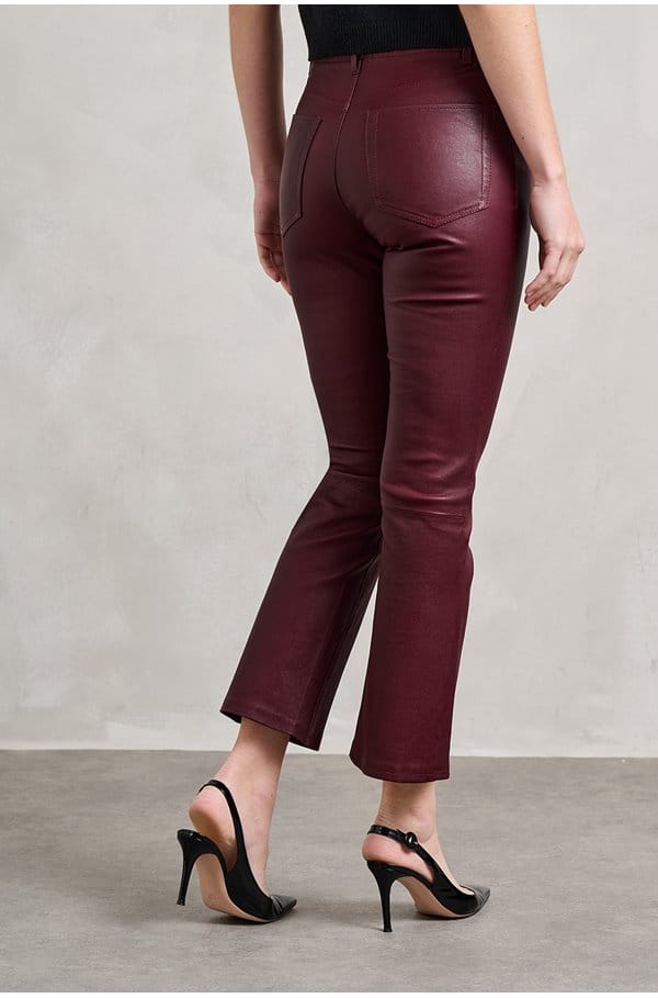 le crop mini boot in wine leather