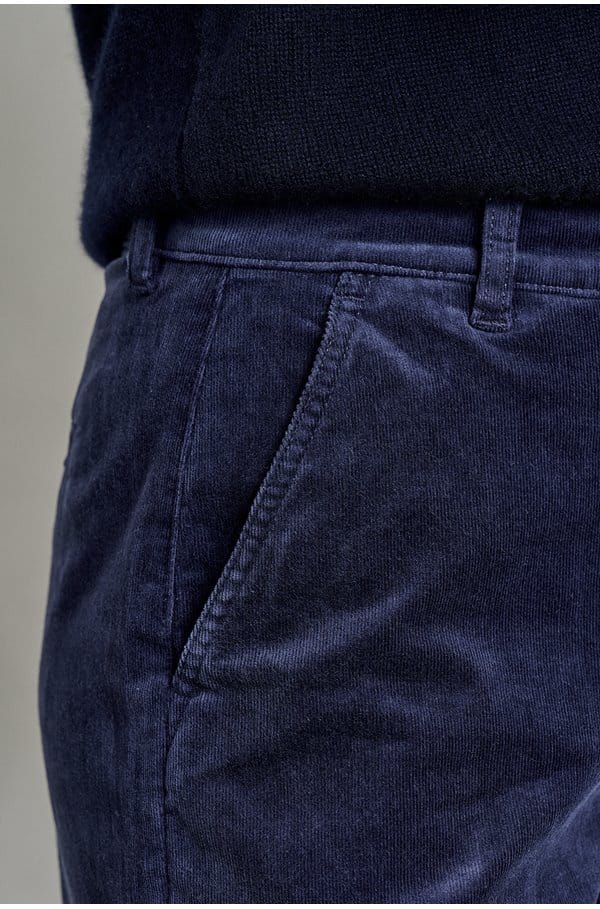 stella wide cord in deep trenches