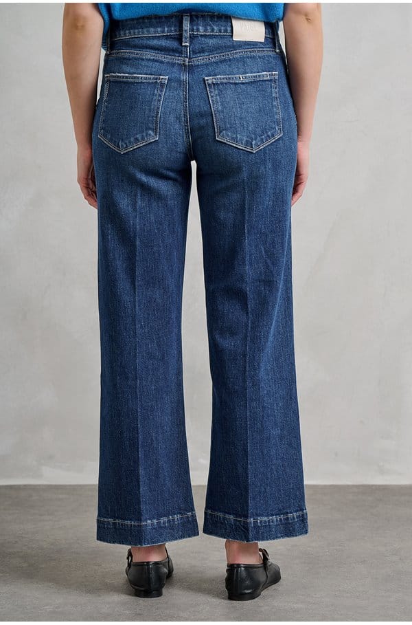 leenah wide ankle jean in narrative