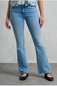 the weekender flare in blessing in disguise