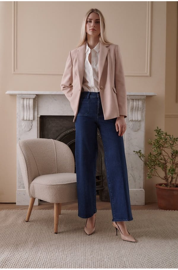 le slim palazzo in loner with modernist pockets