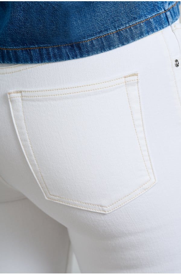 le sleek straight in white