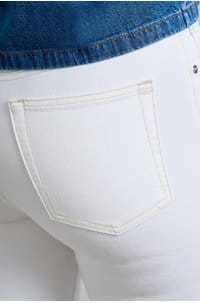 le sleek straight in white