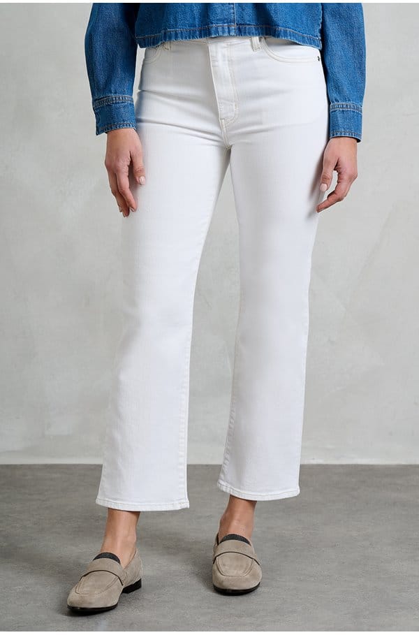 le sleek straight in white