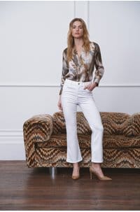 le sleek straight in white