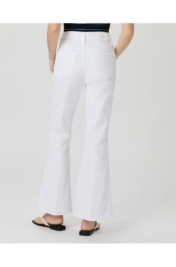 marlow skimmer flare in crisp white