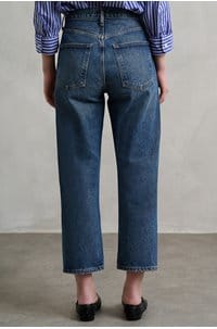90s crop in essence
