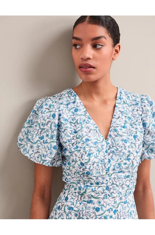 elisa midi dress in blue trailing feather print