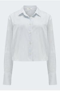 the curved hem shirt in chambray