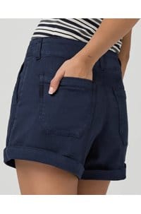 brooklyn short with cuff in vintage cosmic navy