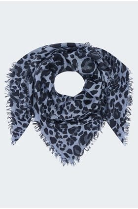 Leo Scarf in Blue Jean