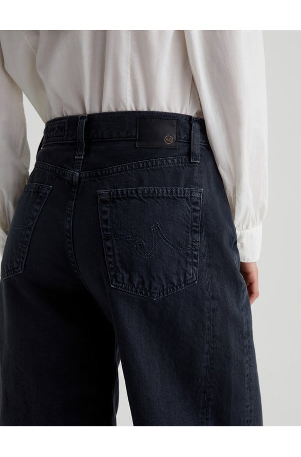 hattie short in sulfur black