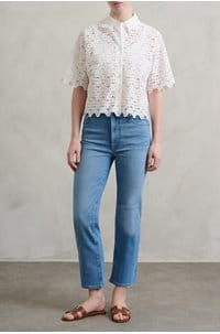 the deco eyelet top in white