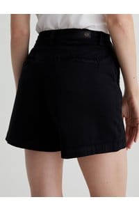 jude short in sulfur black