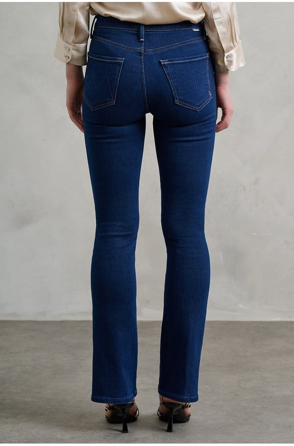 the outsider sneak in colouring outside the lines