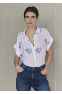 jamie shirt in blue seashells