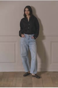 kayla shrunken linen shirt in chocolate