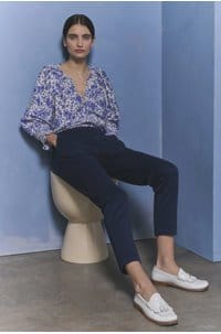 mariah blouse in blue marguerite