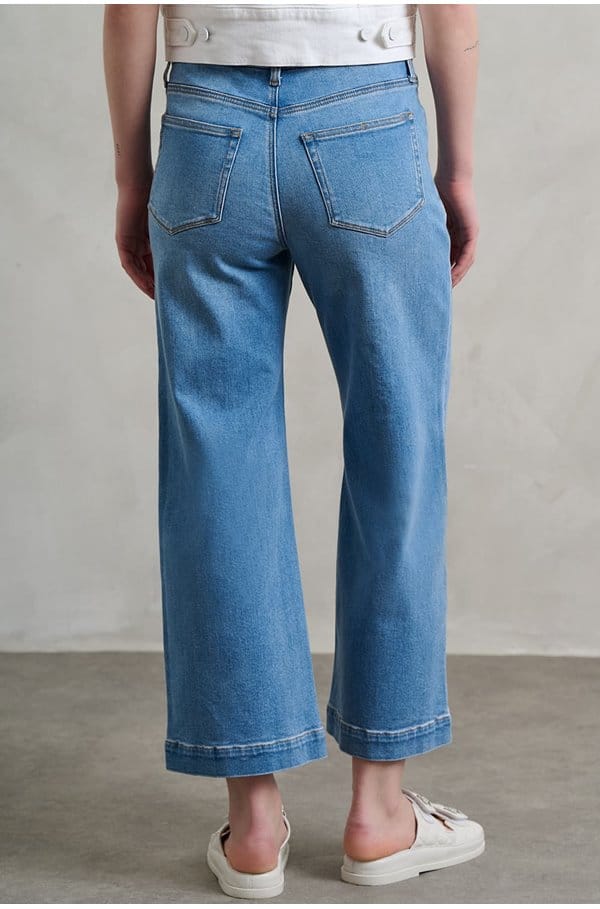 anessa wide leg jean in hidden gem with curved inset pockets