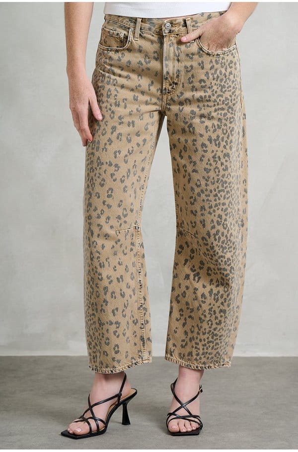 miro relaxed jean in natural cheetah