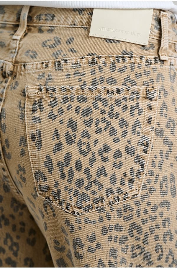 miro relaxed jean in natural cheetah