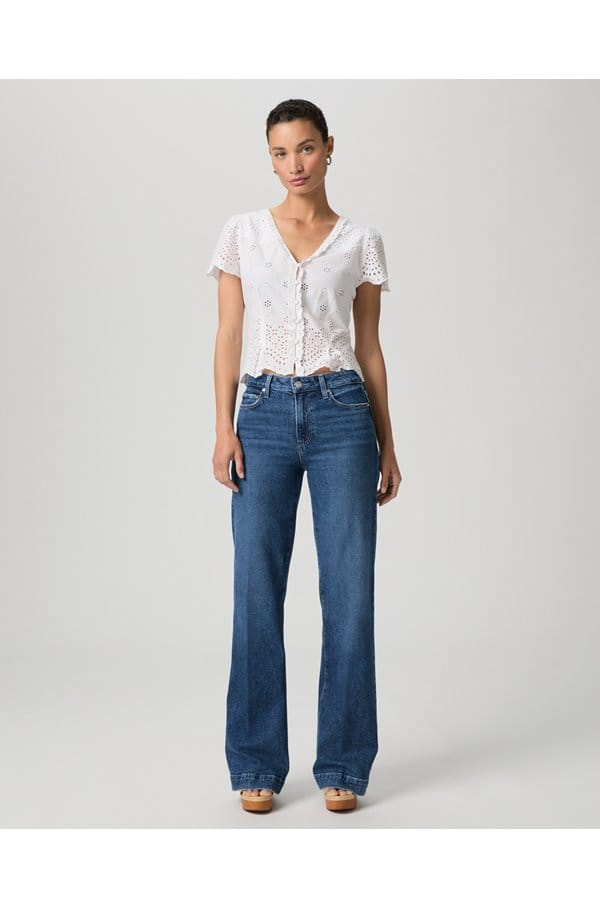 leenah wide jean in soundcheck