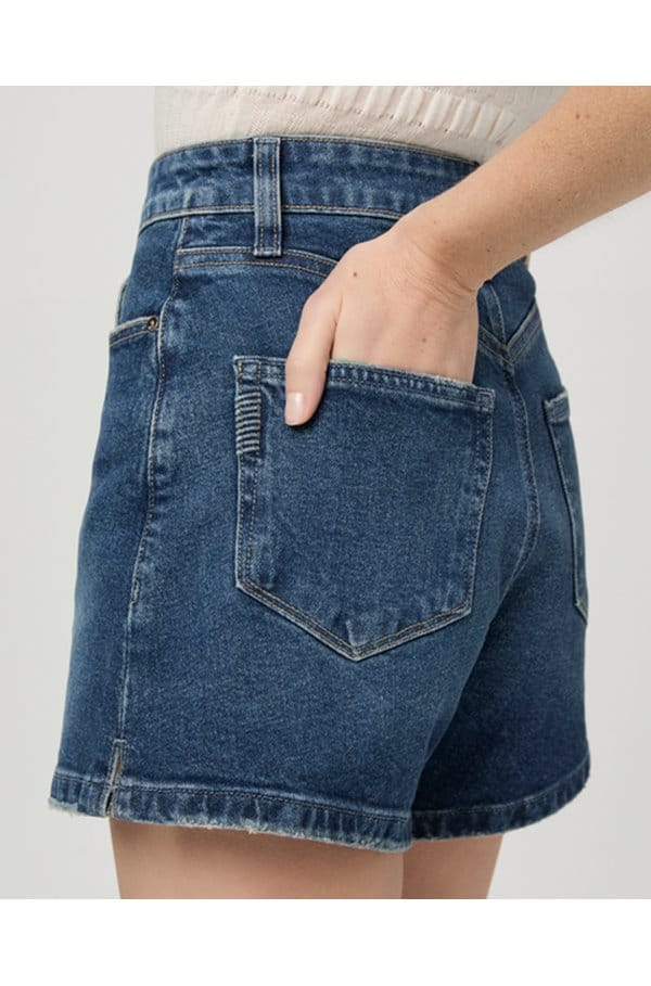 dani short in sweet dream