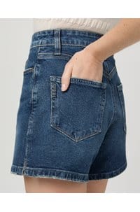 dani short in sweet dream