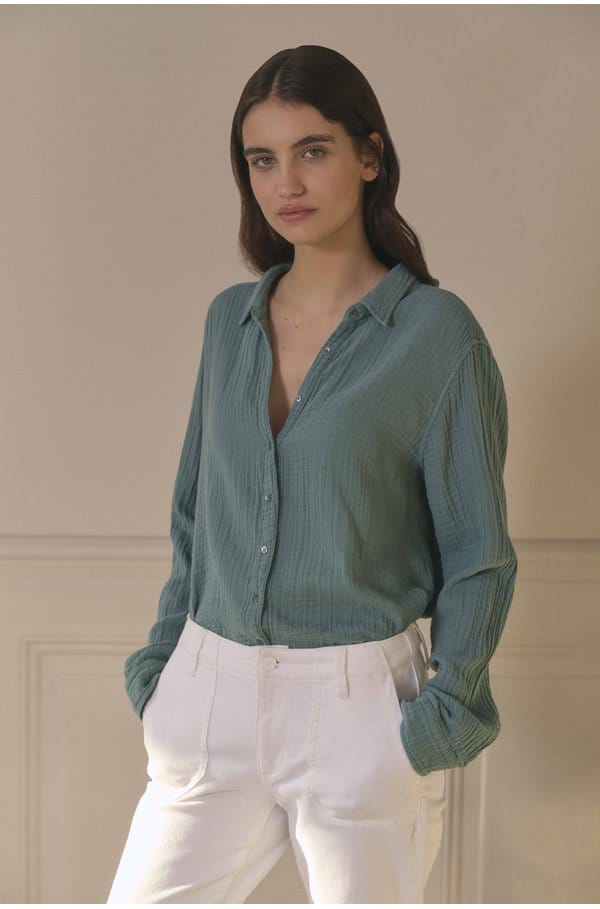 scout shirt in dusty sage