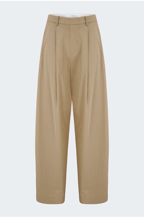 mid waist pleat front trouser in fawn