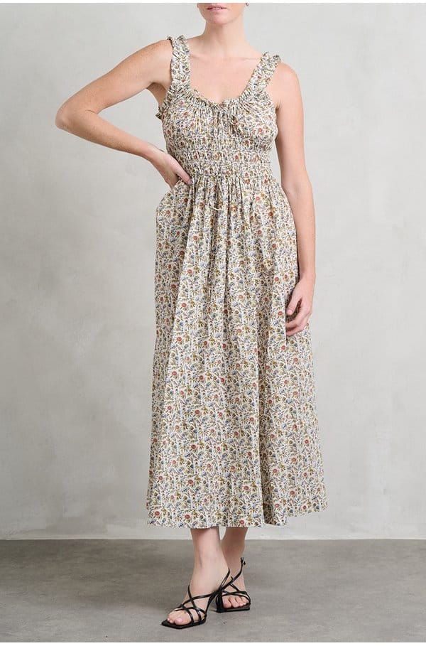 emmaretta dress in jardin du chateau