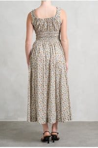 emmaretta dress in jardin du chateau