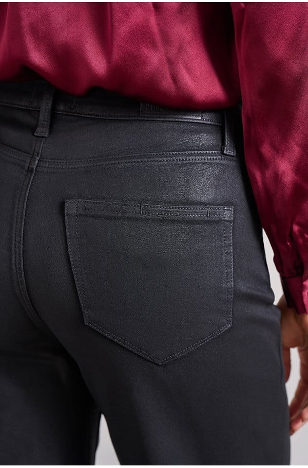 anessa 31 wide jean in black fog coated