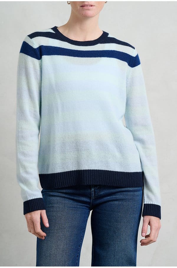 gradient stripe crew in noor navy pale blue