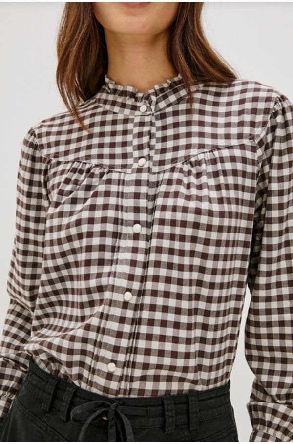 alanna in chocolate chip 