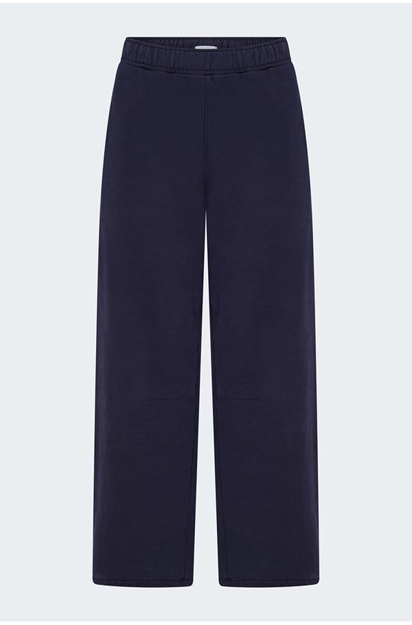 miro sweatpant in navy