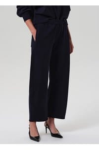 miro sweatpant in navy