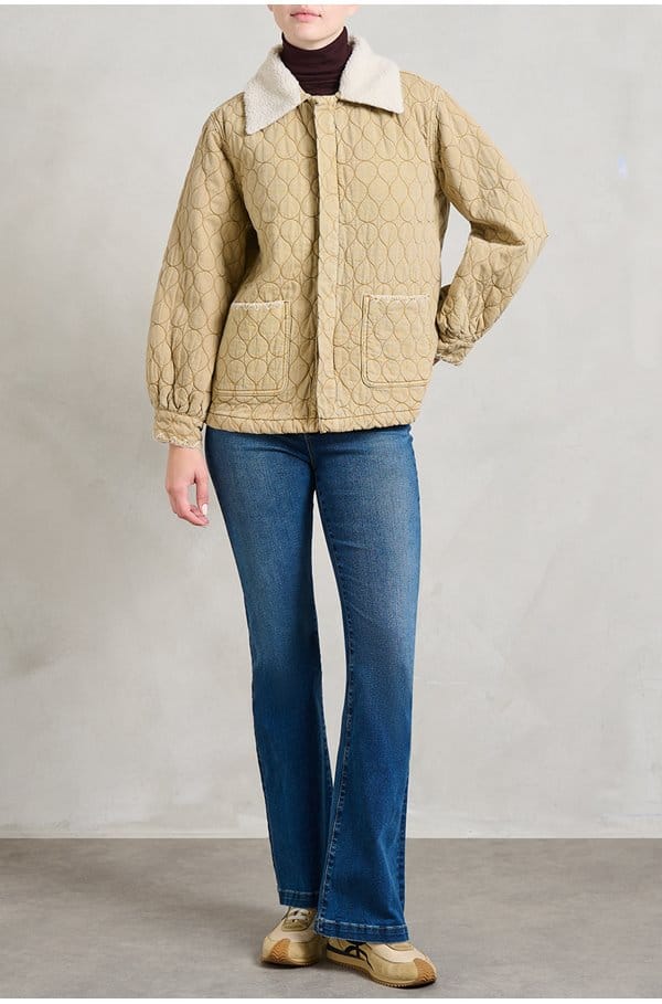 frida jacket in soft sand
