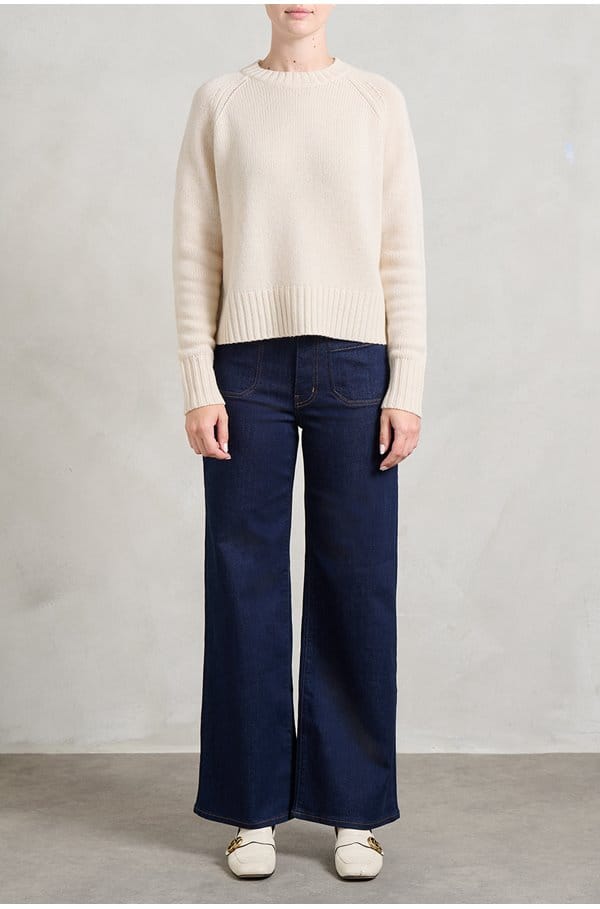 crew neck sweater in cream